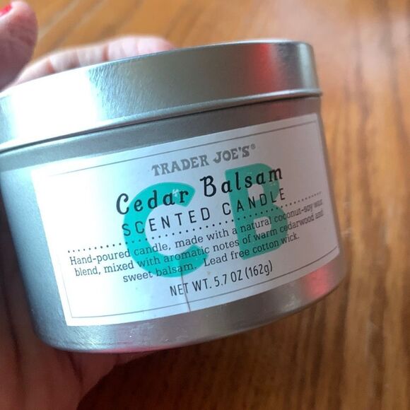 TRADER JOE'S Scented Candle Tin Cedar Balsam 5.7 oz. - Picture 1 of 4